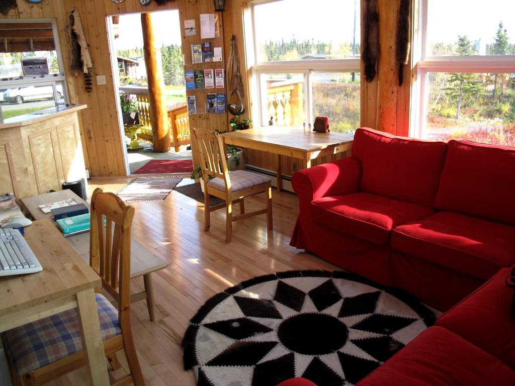 Arctic Chalet Resort Inuvik Extérieur photo
